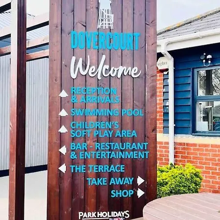 Lola'S Caravan. Your Home Away From Home. Parkeston Exterior photo