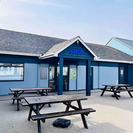 Lola'S Caravan. Your Home Away From Home. Parkeston Exterior photo