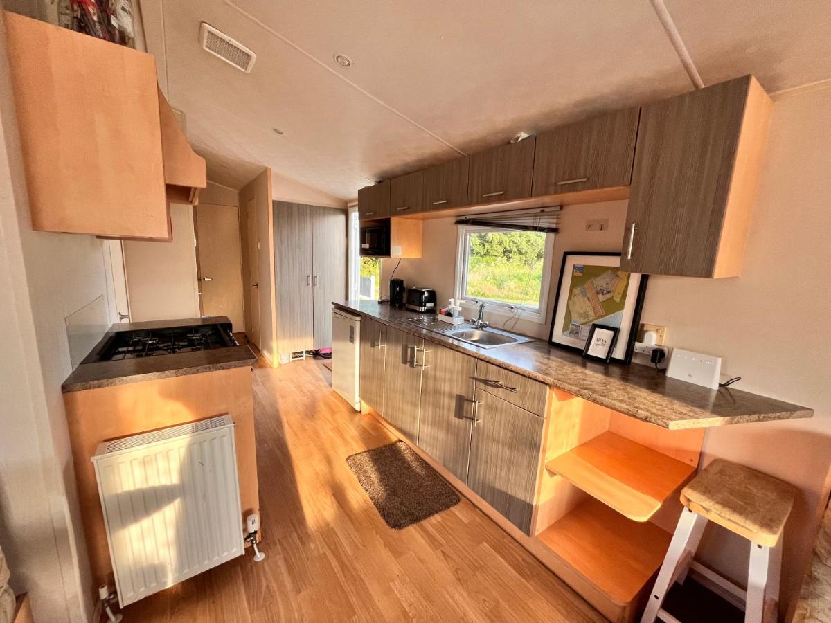 Lola's Caravan. Your Away From Home. Holiday home *